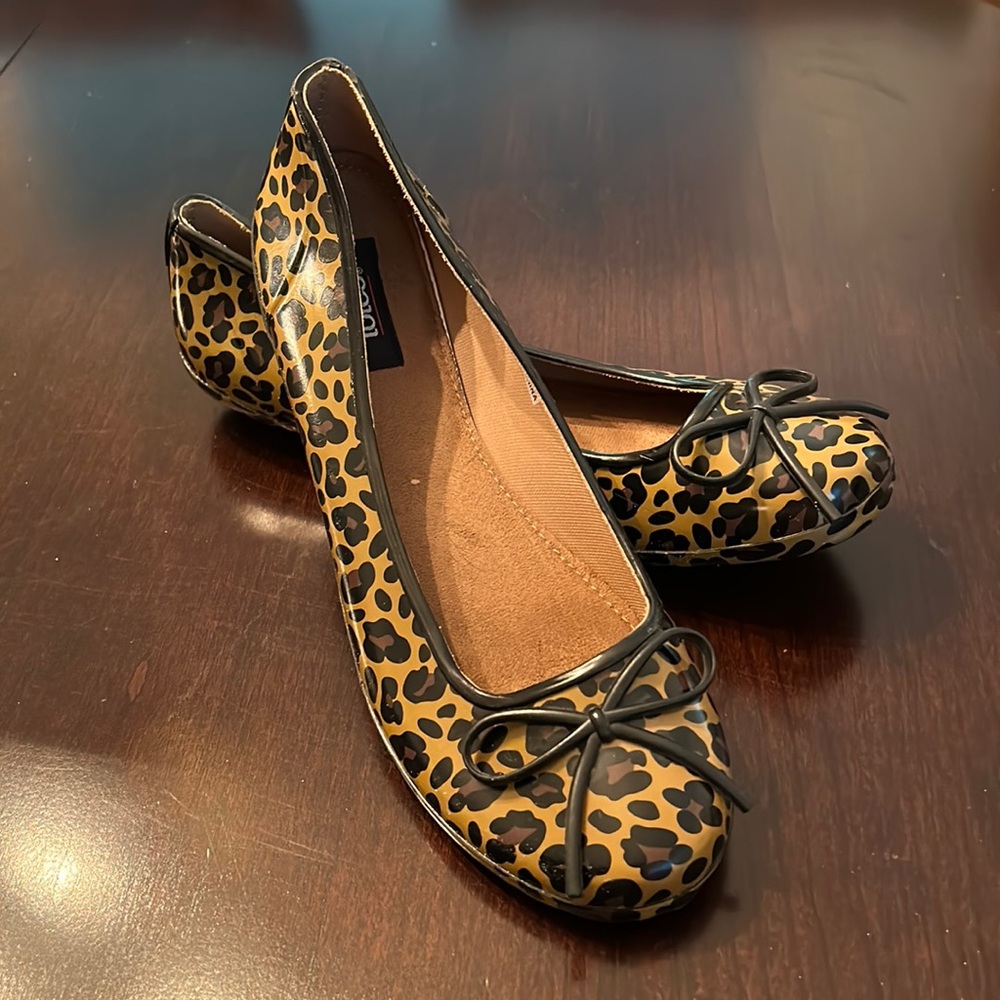 Totes Leopard Print Waterproof Ballet Flats - Women’s 9/9.5